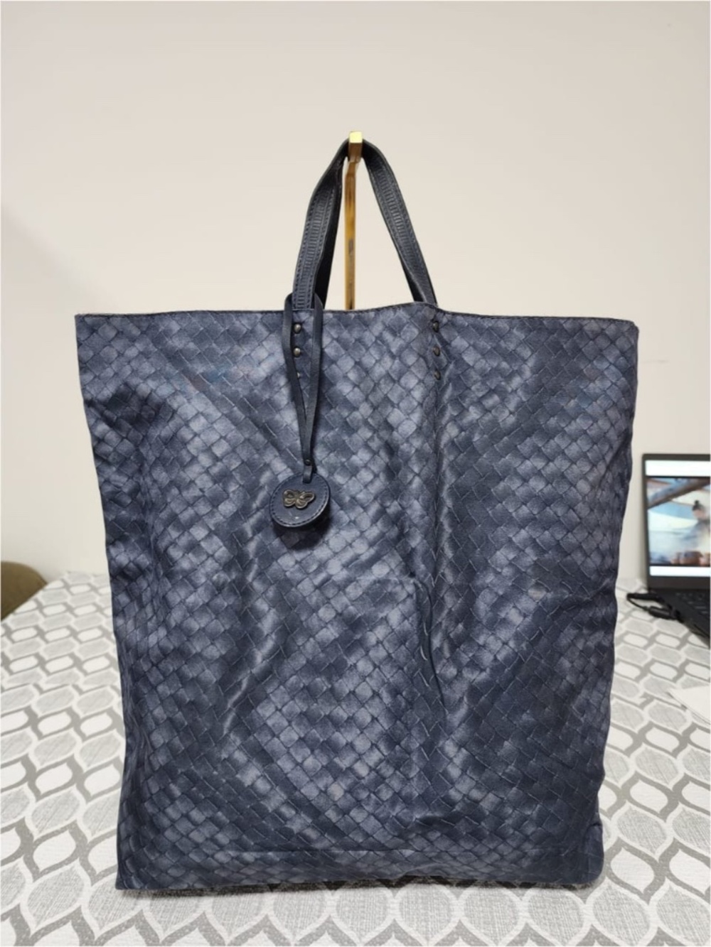 Authentic Bottega Veneta Vintage Intrecciolusion Mirage Butterfly Nylon Tote Nav